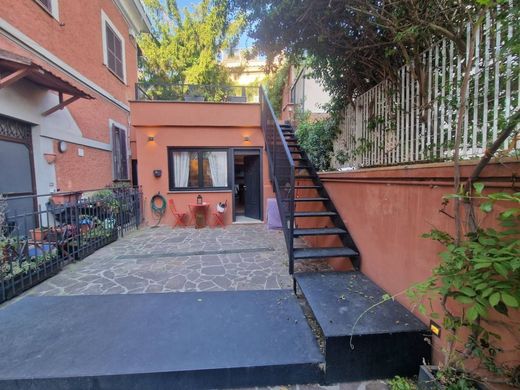 Villa in Rome, Latium