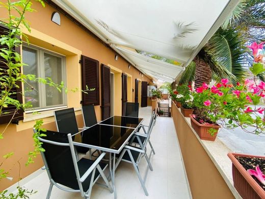 Villa en Chiavari, Génova