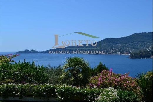 Villetta a Schiera a Rapallo, Genova