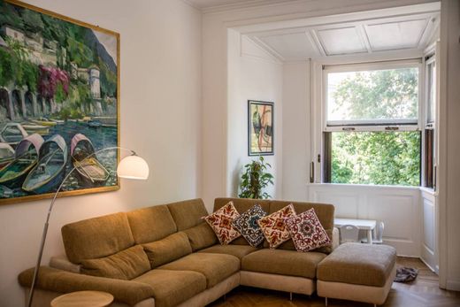 아파트 / 밀라노, Città metropolitana di Milano