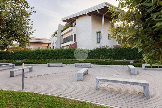 Ρετιρέ σε Bollate, Città metropolitana di Milano