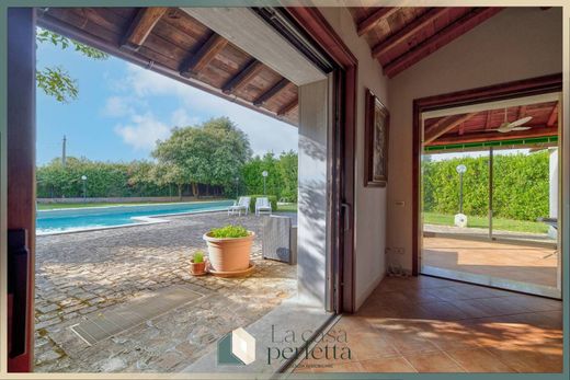 Villa in Tarquinia, Provincia di Viterbo