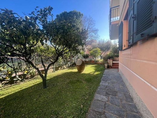 Apartament w Albisola Superiore, Provincia di Savona