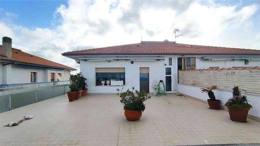 Ático en Ancona, Provincia di Ancona