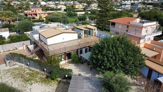 Villa Pozzallo, Ragusa ilçesinde