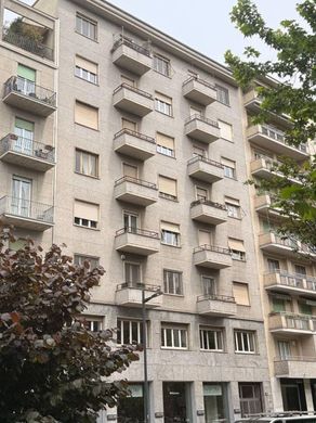 Appartamento a Milano, Lombardia