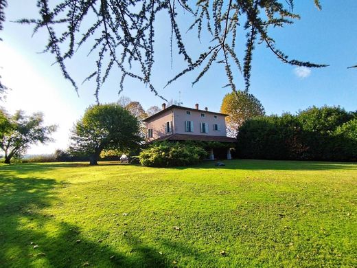 Villa in Traversetolo, Provincia di Parma