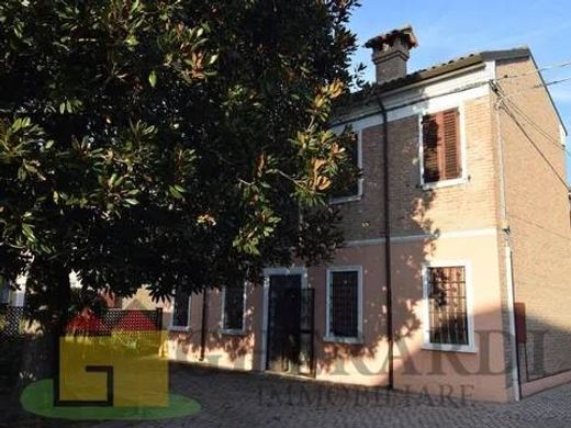 Willa w Ferrara, Provincia di Ferrara