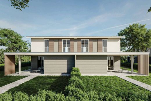Villa in Reggio nell'Emilia, Provincia di Reggio Emilia