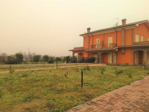 Villa in Cesena, Provincia di Forlì-Cesena