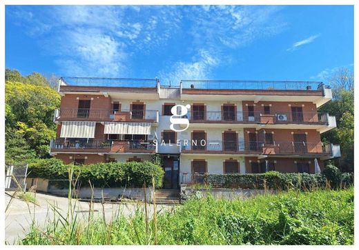 Appartement à Salerne, Campanie