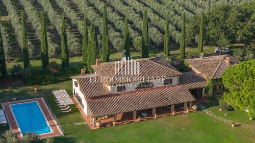 Country House in Castiglione del Lago, Provincia di Perugia