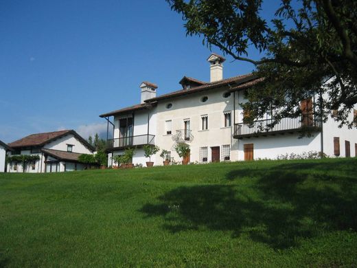 Villa à Bellune, Provincia di Belluno