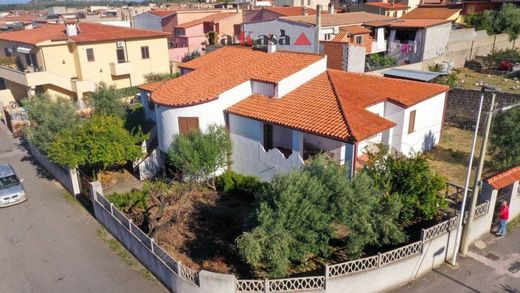 Villa in Torpè, Provincia di Nuoro