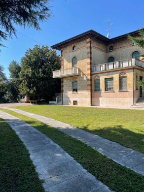Villa à Castel Mella, Provincia di Brescia