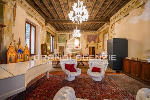 Appartamento a Verona, Veneto