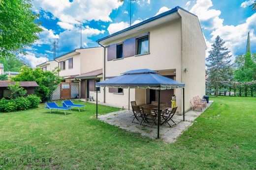 Villa in Sasso Marconi, Bologna