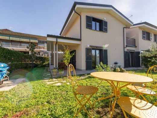 Villa - Formello, Roma