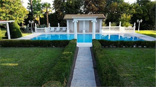 Villa in Piombino Dese, Padua