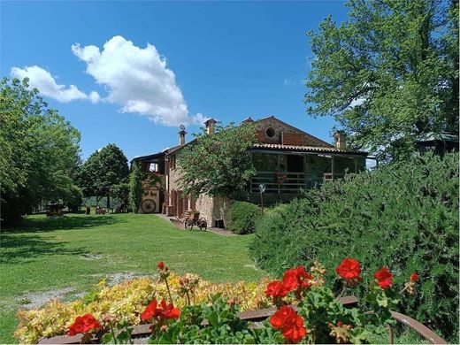 Propriété de campagne à Urbin, Pesaro et Urbino