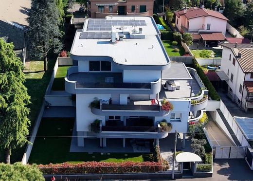 Penthouse Legnano, Milano ilçesinde