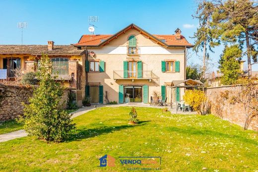 Villa Borgo San Dalmazzo, Cuneo ilçesinde