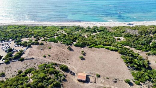 Εξοχική κατοικία σε Trinità d'Agultu e Vignola, Provincia di Sassari