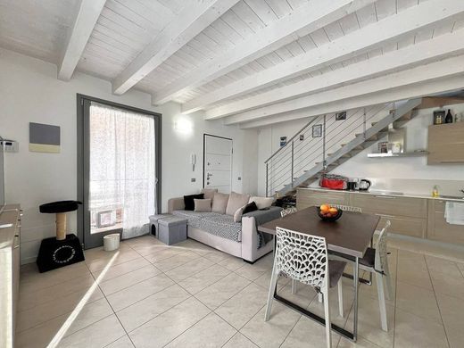 Apartment in Castelnuovo del Garda, Provincia di Verona