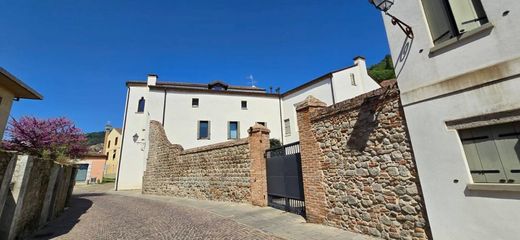 Apartament w Monselice, Provincia di Padova