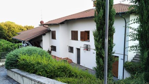 Villa Cermenate, Como ilçesinde