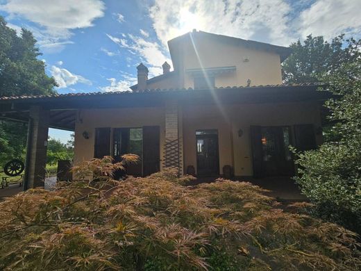 Villa Parma, Parma ilçesinde