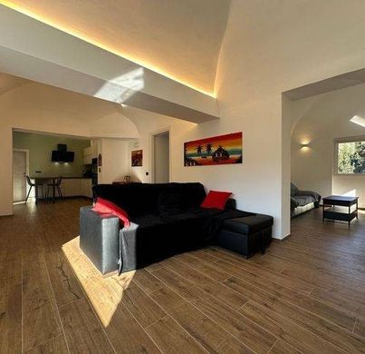 Πολυτελή κατοικία σε Quiliano, Provincia di Savona