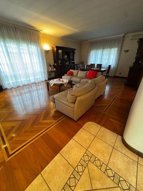 Villa in Lacchiarella, Milan