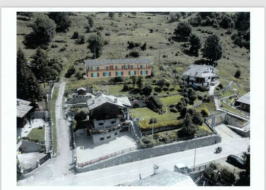 Terraced house in Saint-Vincent, Valle d'Aosta