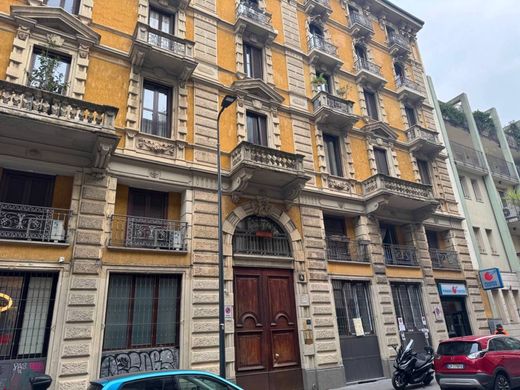 Apartment / Etagenwohnung in Mailand, Lombardei