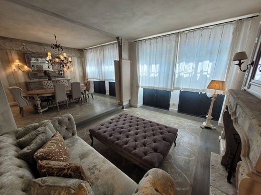 Loft in Pietrasanta, Provincia di Lucca