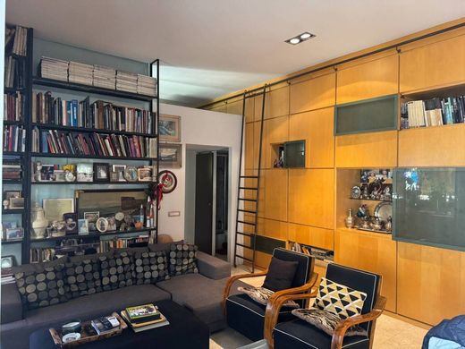 Apartment / Etagenwohnung in Rom, Latium