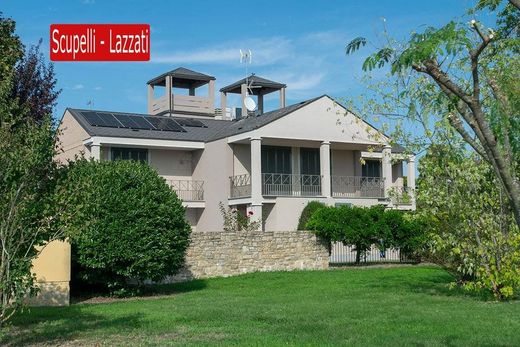 Villa in Voghera, Provincia di Pavia