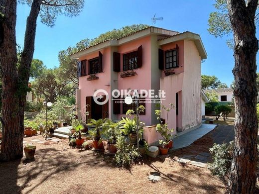 Villa in Pula, Provincia di Cagliari