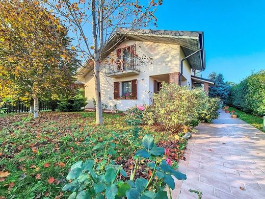 ‏וילה ב  Voghera, Provincia di Pavia