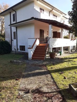 ﻓﻴﻼ ﻓﻲ Massa, Provincia di Massa-Carrara