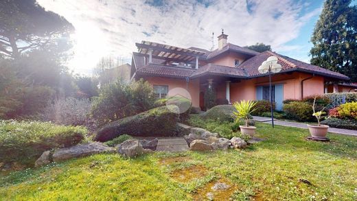 Villa in Seregno, Province of Monza and Brianza