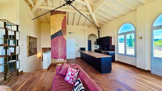Penthouse Floransa, Firenze ilçesinde