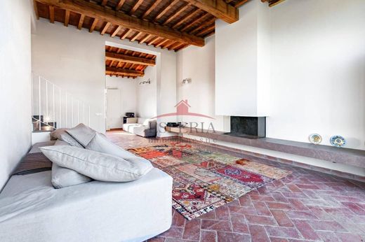 Terraced house in San Giuliano Terme, Pisa