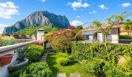 Penthouse in Lecco, Provincia di Lecco