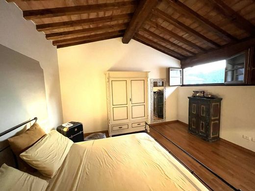 Apartment in Prato, Provincia di Prato