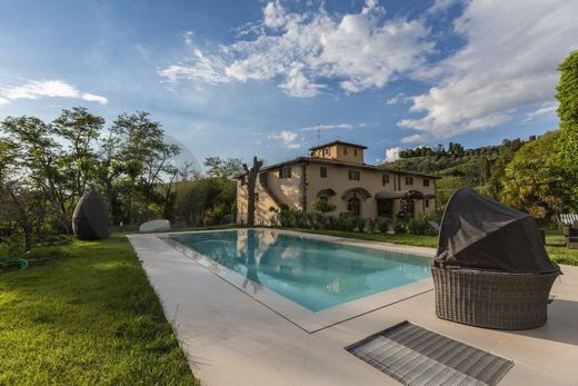 Country House in Pelago, Florence