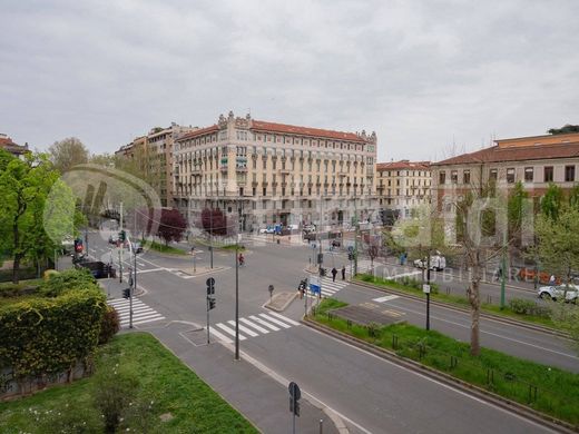 아파트 / 밀라노, Città metropolitana di Milano