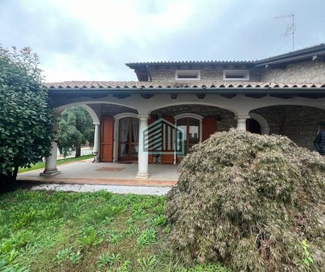 Villa in Torbole Casaglia, Provincia di Brescia