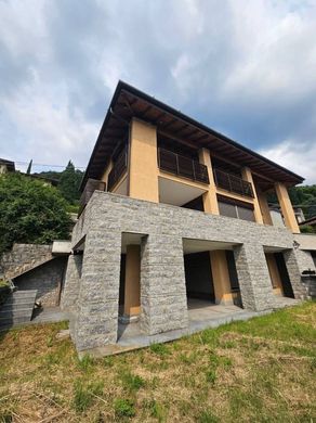 Villa in Vercurago, Provincia di Lecco